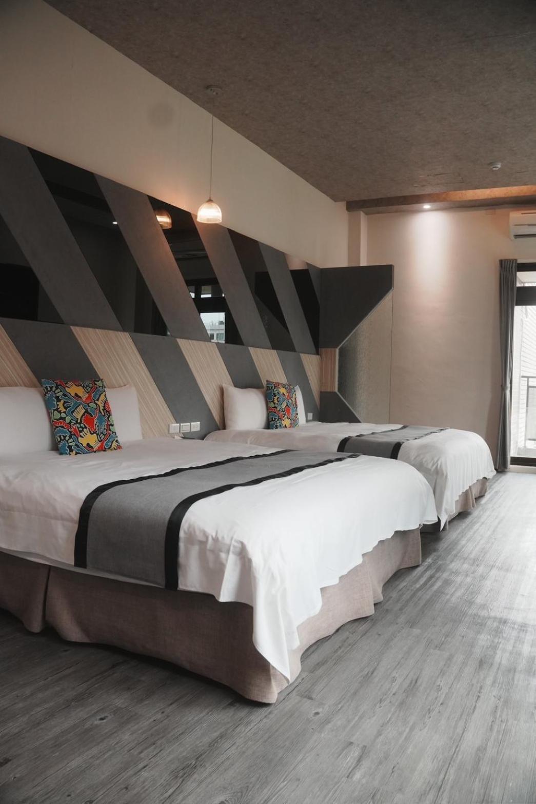 Ruo Shui Hotspring Hotel Джиаоси Екстериор снимка