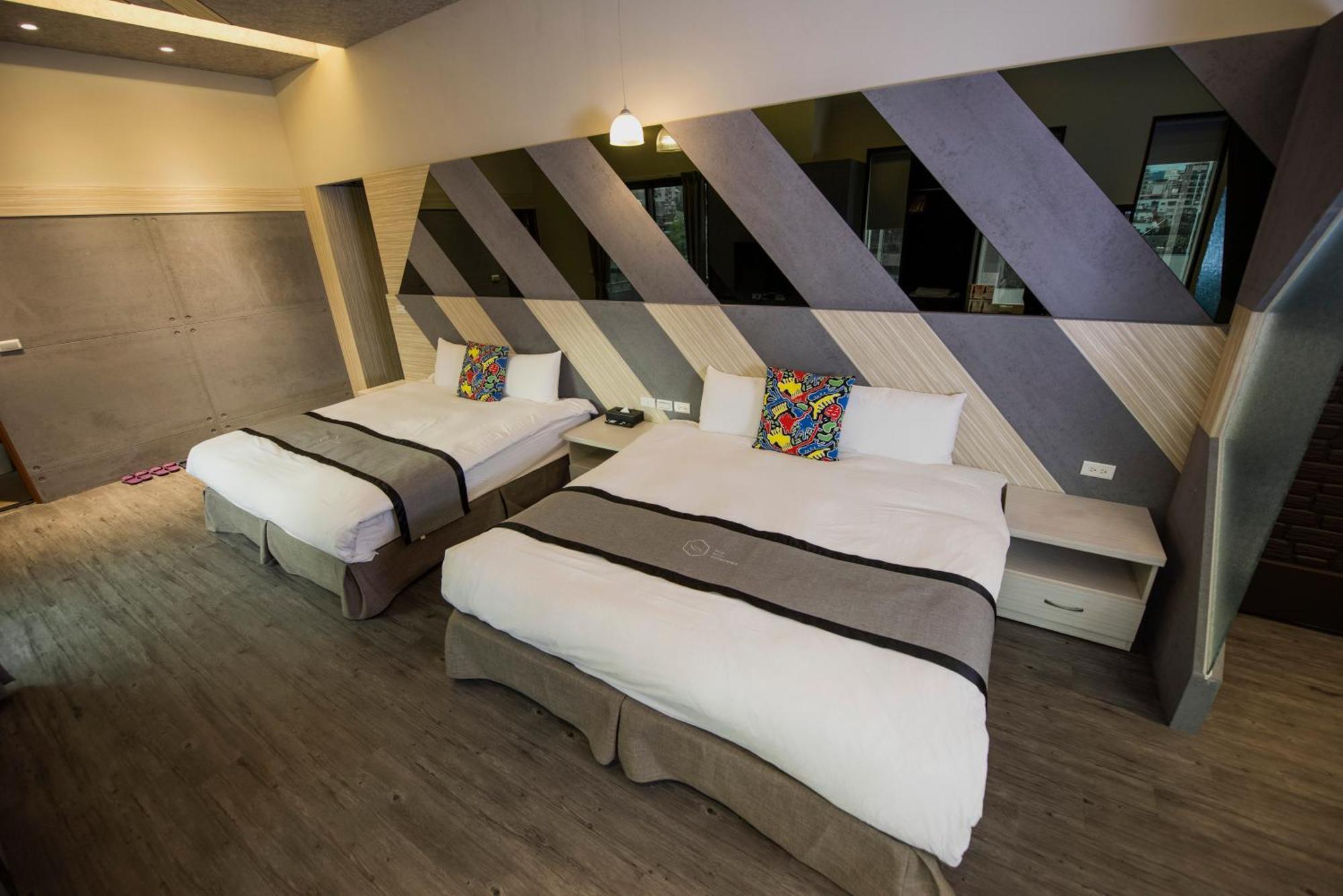 Ruo Shui Hotspring Hotel Джиаоси Екстериор снимка