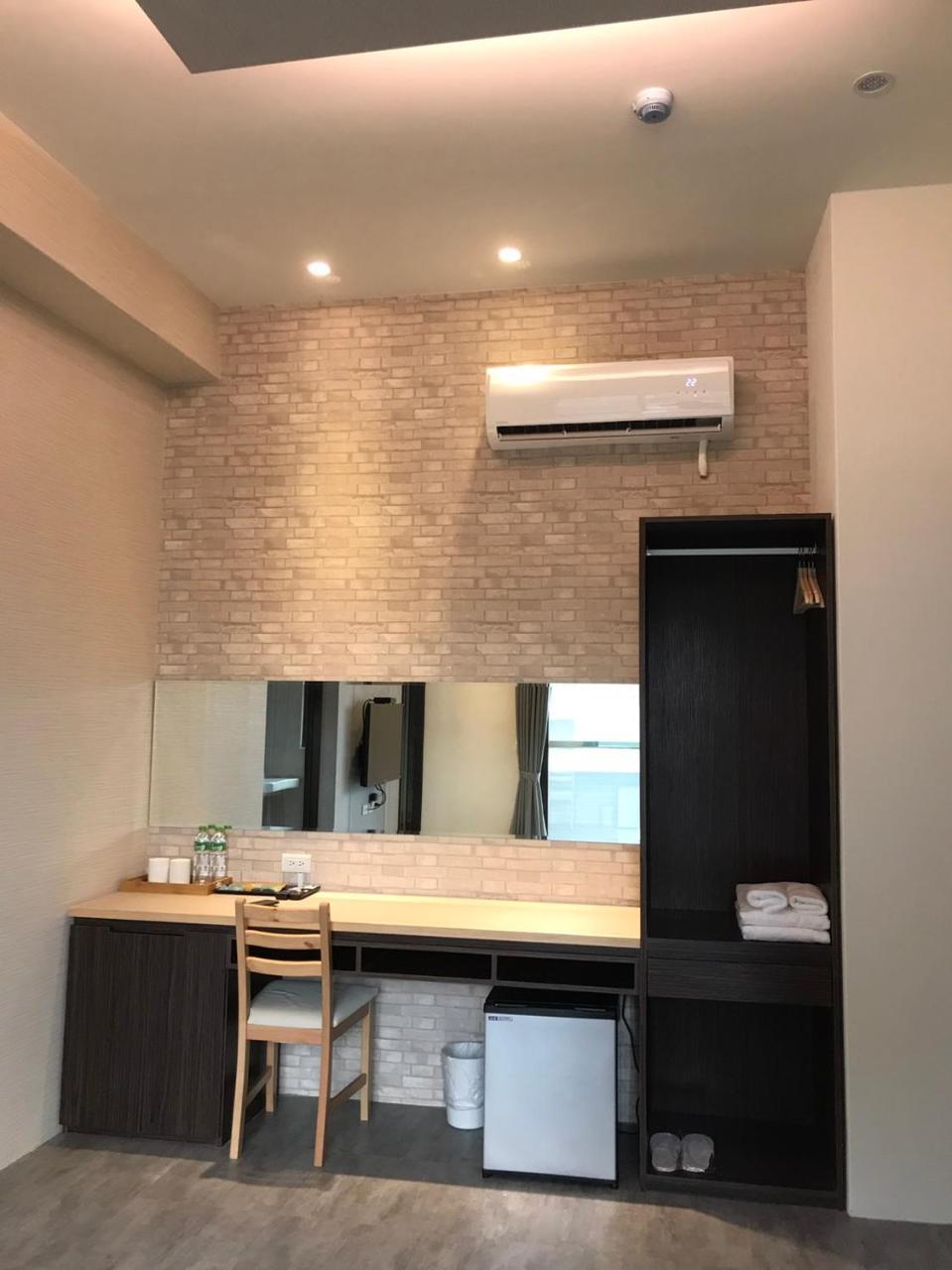 Ruo Shui Hotspring Hotel Джиаоси Екстериор снимка