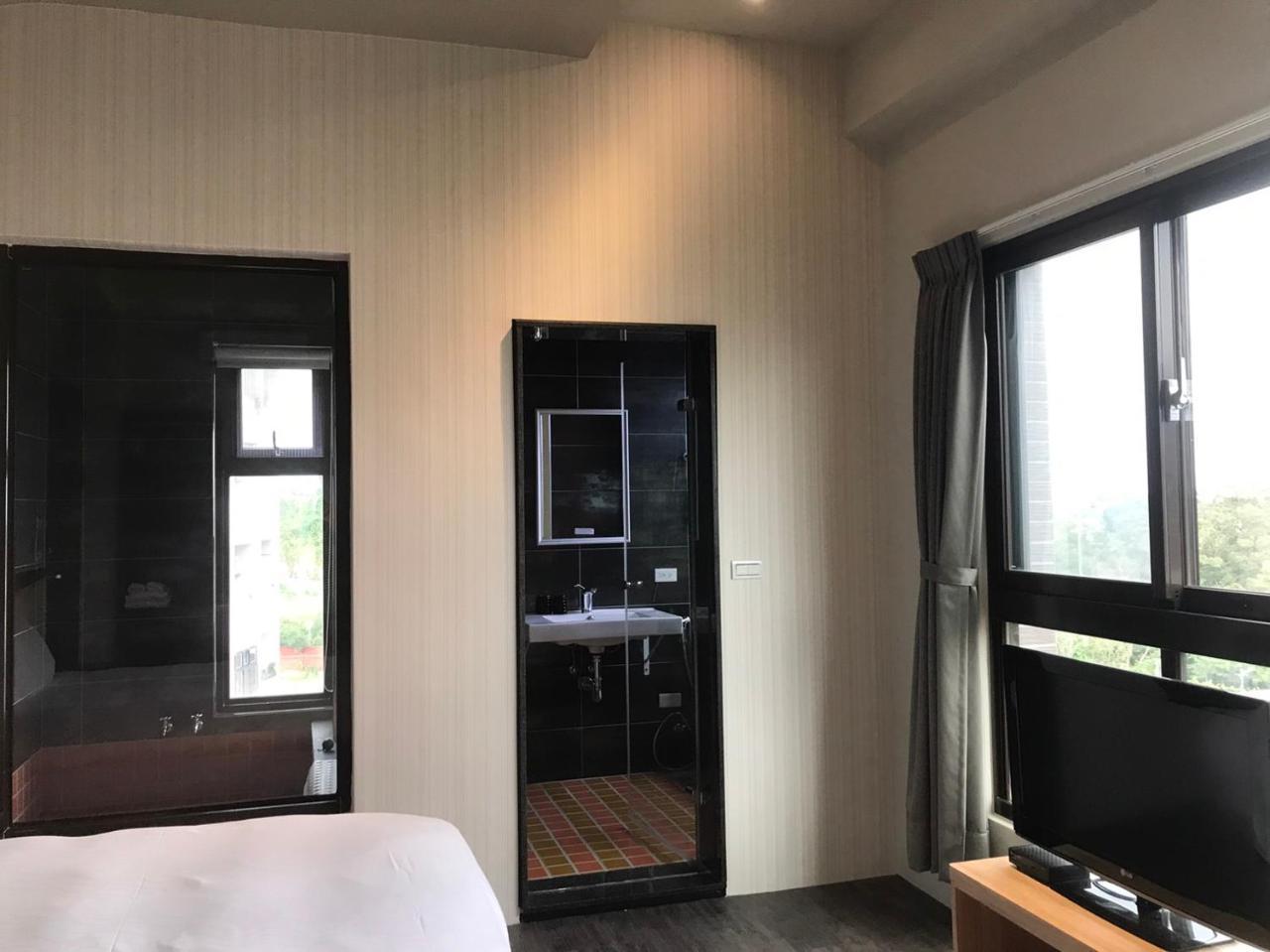 Ruo Shui Hotspring Hotel Джиаоси Екстериор снимка