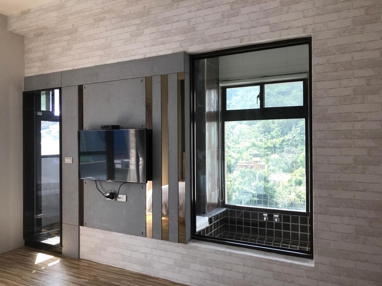 Ruo Shui Hotspring Hotel Джиаоси Екстериор снимка