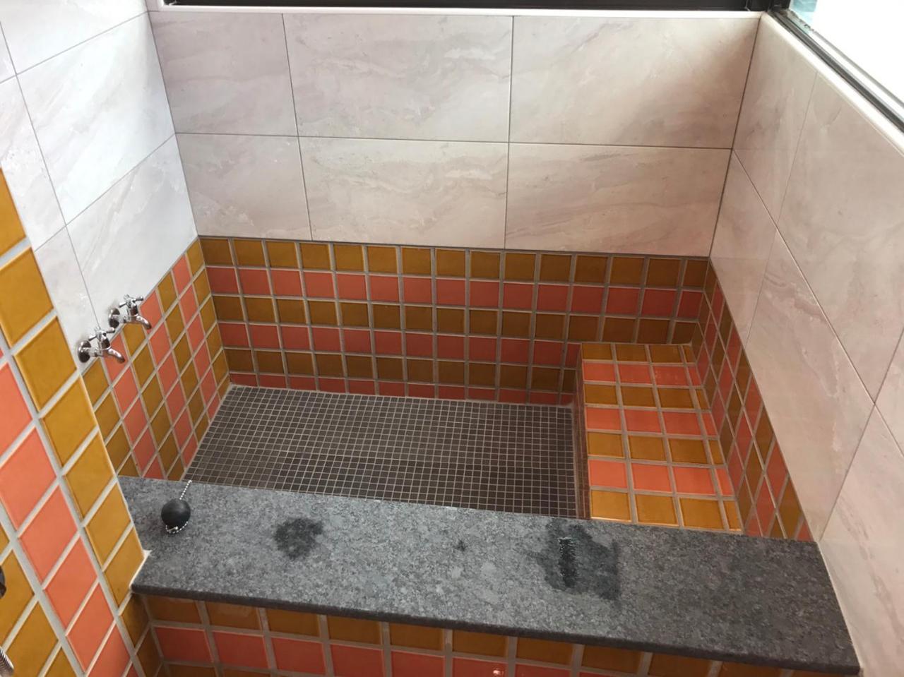 Ruo Shui Hotspring Hotel Джиаоси Екстериор снимка