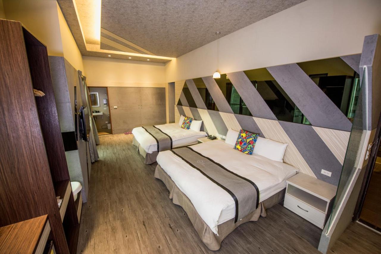 Ruo Shui Hotspring Hotel Джиаоси Екстериор снимка